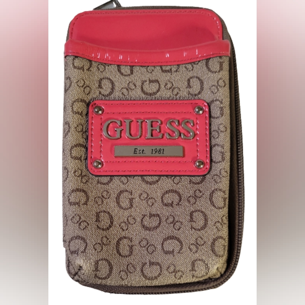 •𝙂-𝙗𝙮 𝙂𝙐𝙀𝙎𝙎•𝙒𝘼𝙇𝙇𝙀𝙏 - Picture 5 of 7